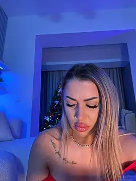 KirstieVegas online show from 12-04-25, 06:27