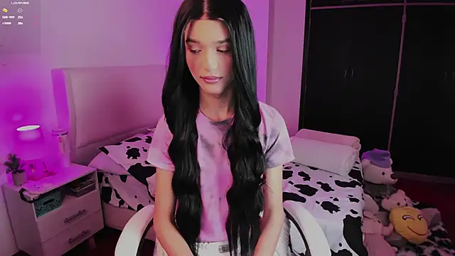 Ainhoads online show from 10-31-25, 03:13