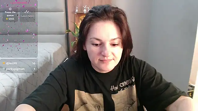 Snapshot of Stacy_Davice chatting on 02-05-25, 07:10 Stacy Davice online show from 02-05-25, 07:10
