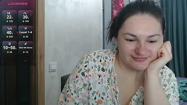 Snapshot of Stacy_Davice chatting on 10-07-25, 06:27 Stacy Davice online show from 10-07-25, 06:27