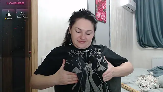 Snapshot of Stacy_Davice chatting on 10-13-25, 04:18 Stacy Davice online show from 10-13-25, 04:18
