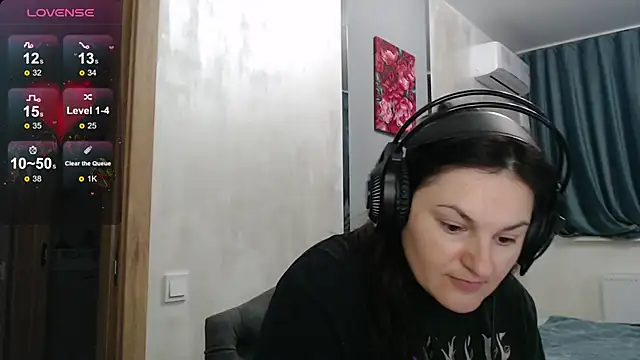Snapshot of Stacy_Davice chatting on 10-17-25, 03:53 Stacy Davice online show from 10-17-25, 03:53