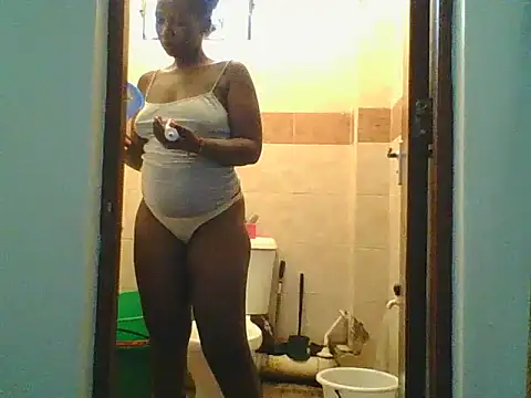 Snapshot of CuteJ chatting on 02-04-25, 01:16 CuteJ online show from 02-04-25, 01:16