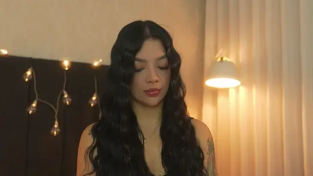 sarah hiill online show from 04-07-26, 12:16