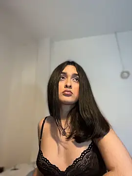 Snapshot of MiahWindsor chatting on 04-11-26, 08:57 MiahWindsor online show from 04-11-26, 08:57