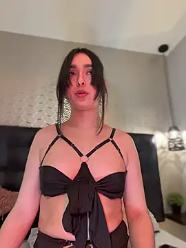 Snapshot of MiahWindsor chatting on 05-24-26, 05:07 MiahWindsor online show from 05-24-26, 05:07