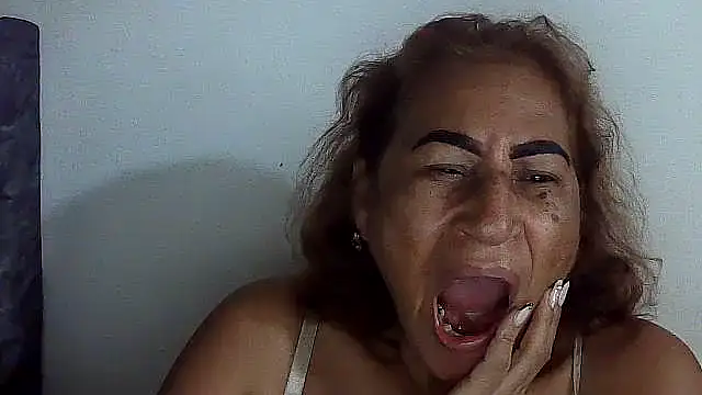 charrysexy1 online show from 12-19-25, 12:56