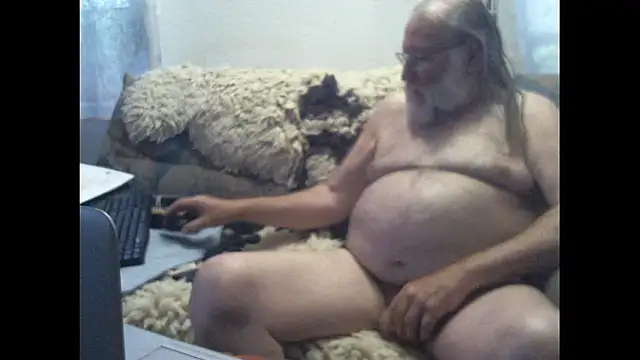 SexySantaC online show from 06-04-26, 06:36