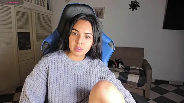 Miss Nicole online show from 12-20-24, 06:19