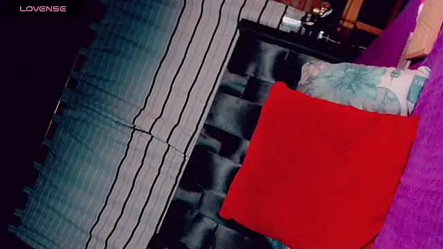 CharlotteBigCock online show from 02-21-25, 03:43