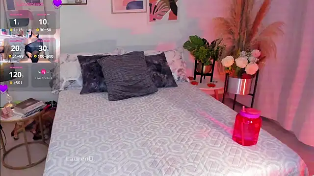 Misslaurenn online show from 03-08-25, 10:34