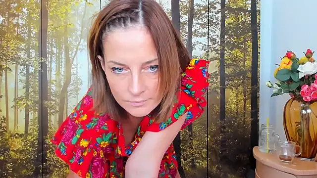 Snapshot of ViciousSiren chatting on 03-07-25, 01:29 ViciousSiren online show from 03-07-25, 01:29