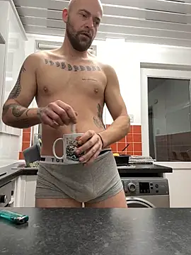 bigguy101 online show from 01-04-25, 07:55