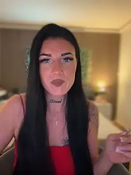 LizaRoxx online show from 04-15-26, 07:43