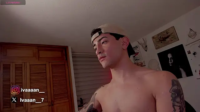 ivaaaan  online show from 01-23-25, 01:51