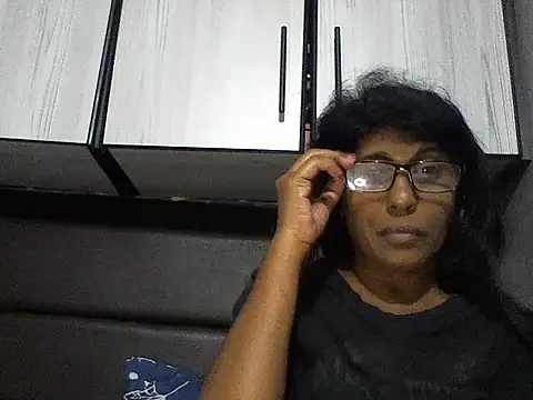 MsAttitude online show from 11-01-25, 03:14