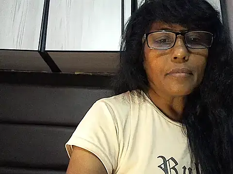 MsAttitude online show from 01-11-26, 01:05