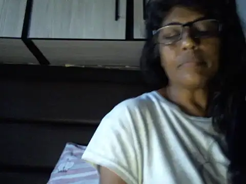 MsAttitude online show from 03-08-26, 09:35