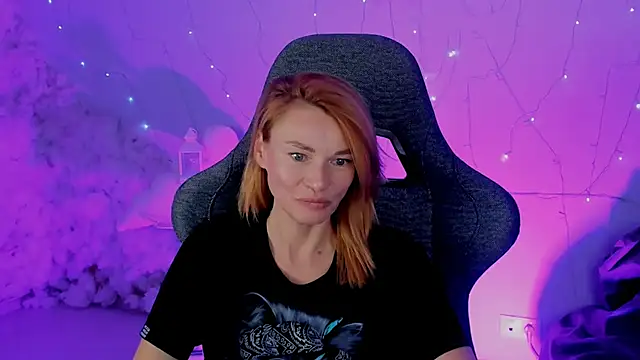 MistyBarnes online show from 03-10-25, 12:04