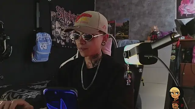 Snapshot of AcidMilo chatting on 02-05-26, 05:28 AcidMilo online show from 02-05-26, 05:28