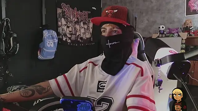 Snapshot of AcidMilo chatting on 02-11-26, 06:57 AcidMilo online show from 02-11-26, 06:57