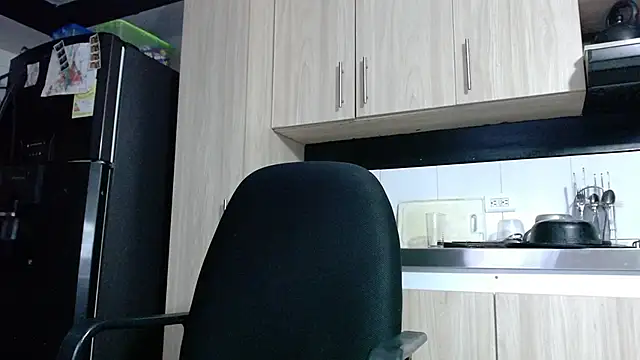 Snapshot of Karen_sex92 chatting on 12-01-25, 04:28 Karen sex92 online show from 12-01-25, 04:28