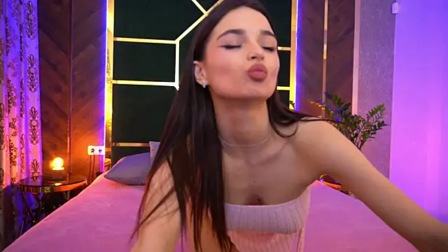 LittleeCutee online show from 03-10-25, 10:37