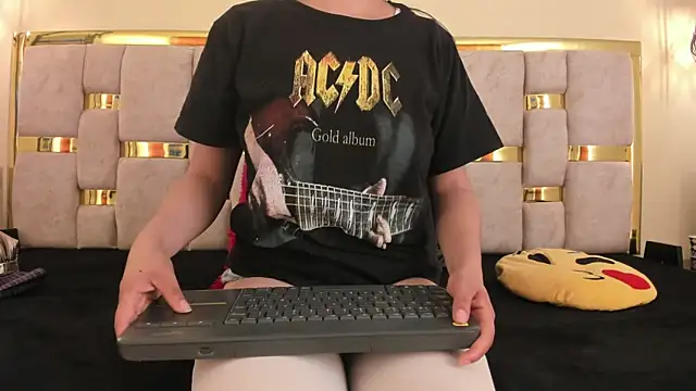 ttata 3 online show from 03-10-25, 10:34