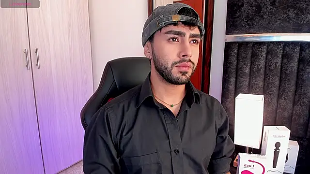 ItsMeEros online show from 01-29-25, 09:39