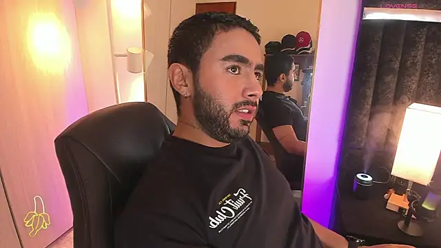 ItsMeEros online show from 12-14-25, 10:14