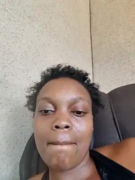 Snapshot of EbonyBuu chatting on 02-04-26, 11:05 EbonyBuu online show from 02-04-26, 11:05
