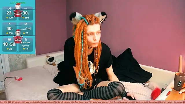 Littlepinkcat online show from 12-15-24, 11:20