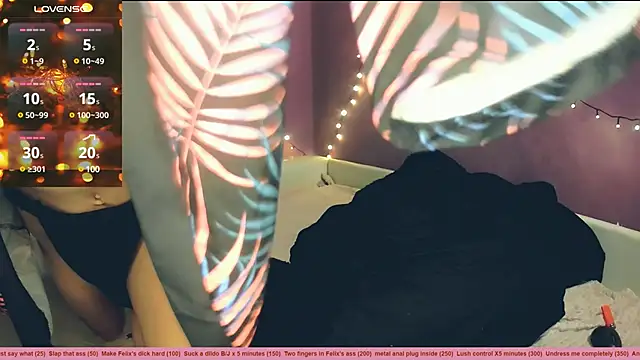 Littlepinkcat online show from 12-24-24, 03:05