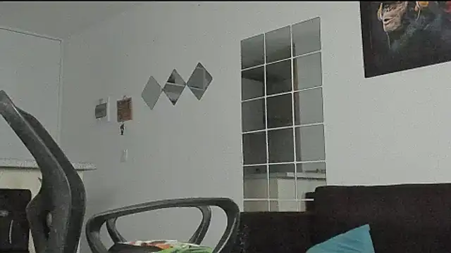  jamesleandros1 online show from 01-31-25, 01:54