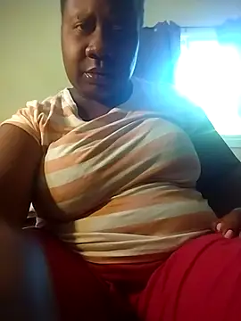 Snapshot of sluttyFetesa chatting on 09-30-25, 06:02 sluttyFetesa online show from 09-30-25, 06:02