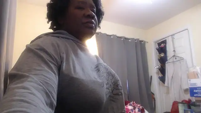 Snapshot of sluttyFetesa chatting on 02-04-26, 09:20 sluttyFetesa online show from 02-04-26, 09:20