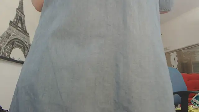 Snapshot of AnnaBellaLuckyXOXO chatting on 07-04-26, 10:32 AnnaBellaLuckyXOXO online show from 07-04-26, 10:32