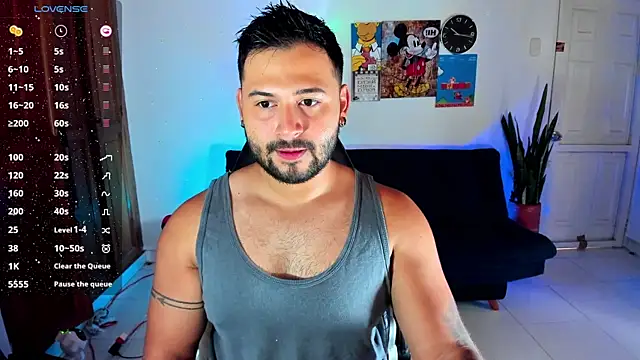 Snapshot of Jacon_cruz_ chatting on 12-30-24, 01:14 Jacon cruz online show from 12-30-24, 01:14