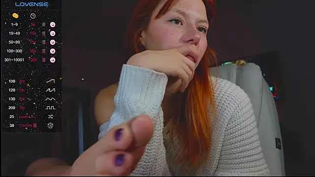 Snapshot of Juliette_Sunshine chatting on 03-12-25, 08:08 Juliette Sunshine online show from 03-12-25, 08:08