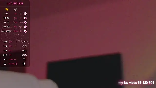 Snapshot of Juliette_Sunshine chatting on 09-17-25, 10:11 Juliette Sunshine online show from 09-17-25, 10:11