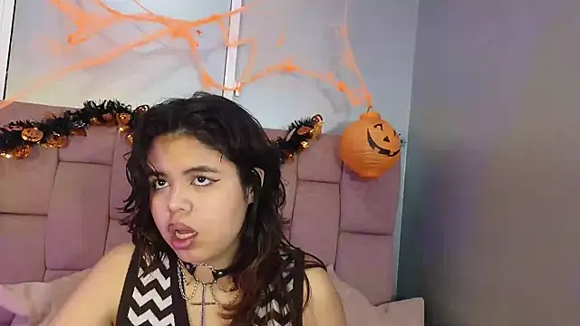 SabinaMerchetti online show from 10-22-25, 02:45