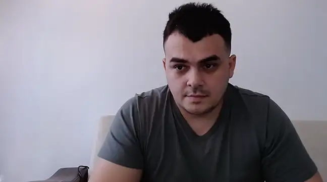 Snapshot of show_boy_97 chatting on 02-13-25, 12:32 show boy 97 online show from 02-13-25, 12:32