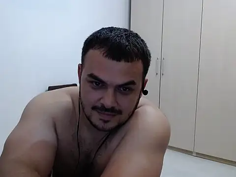 Snapshot of show_boy_97 chatting on 05-16-26, 09:24 show boy 97 online show from 05-16-26, 09:24