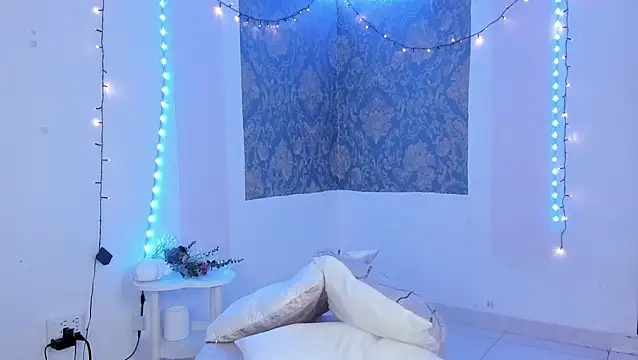 Eva Lee  online show from 04-19-26, 10:03