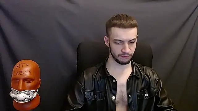 Snapshot of _Damien_thorn_ chatting on 12-13-24, 08:15 Damien thorn online show from 12-13-24, 08:15