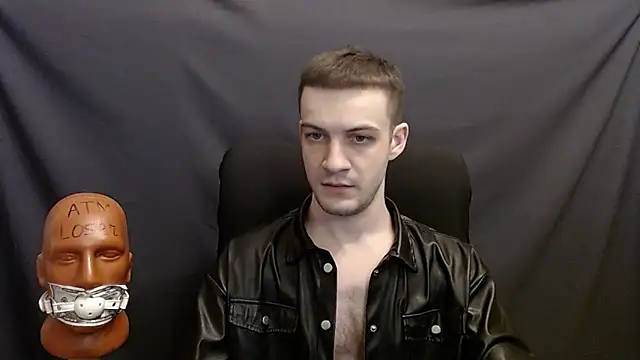 Snapshot of _Damien_thorn_ chatting on 12-18-24, 02:53 Damien thorn online show from 12-18-24, 02:53