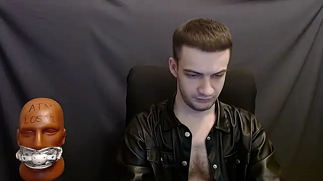Snapshot of _Damien_thorn_ chatting on 12-19-24, 02:23 Damien thorn online show from 12-19-24, 02:23