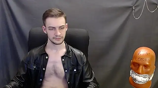 Snapshot of _Damien_thorn_ chatting on 02-08-25, 02:36 Damien thorn online show from 02-08-25, 02:36