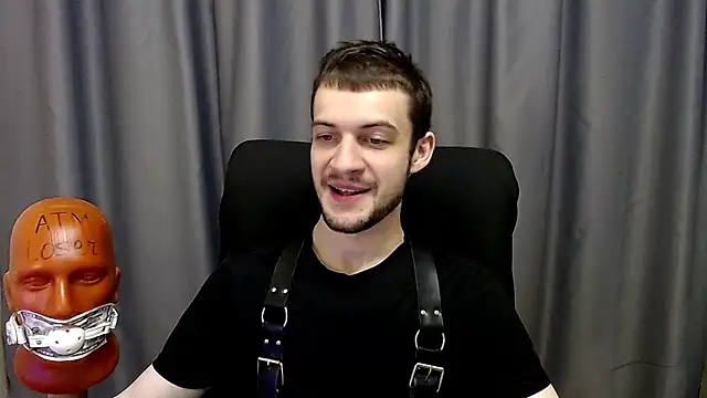 Snapshot of _Damien_thorn_ chatting on 09-21-25, 02:46 Damien thorn online show from 09-21-25, 02:46