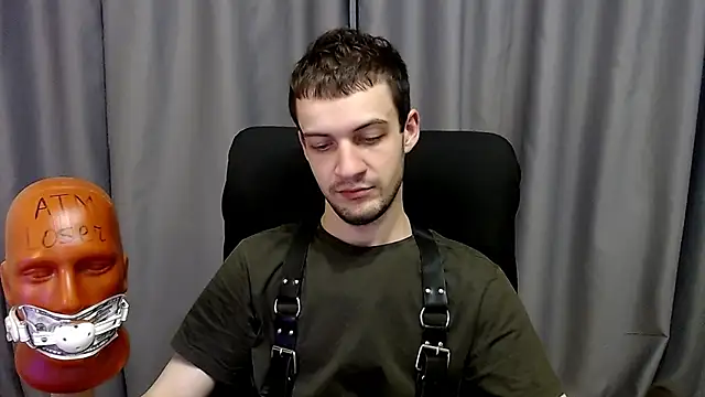Snapshot of _Damien_thorn_ chatting on 09-25-25, 03:21 Damien thorn online show from 09-25-25, 03:21